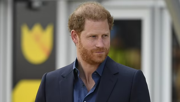 Принц Гарри обратился к психотерапевтам из МИ-6 за помощью в решении проблем с психическим здоровьем, утверждает инсайдер