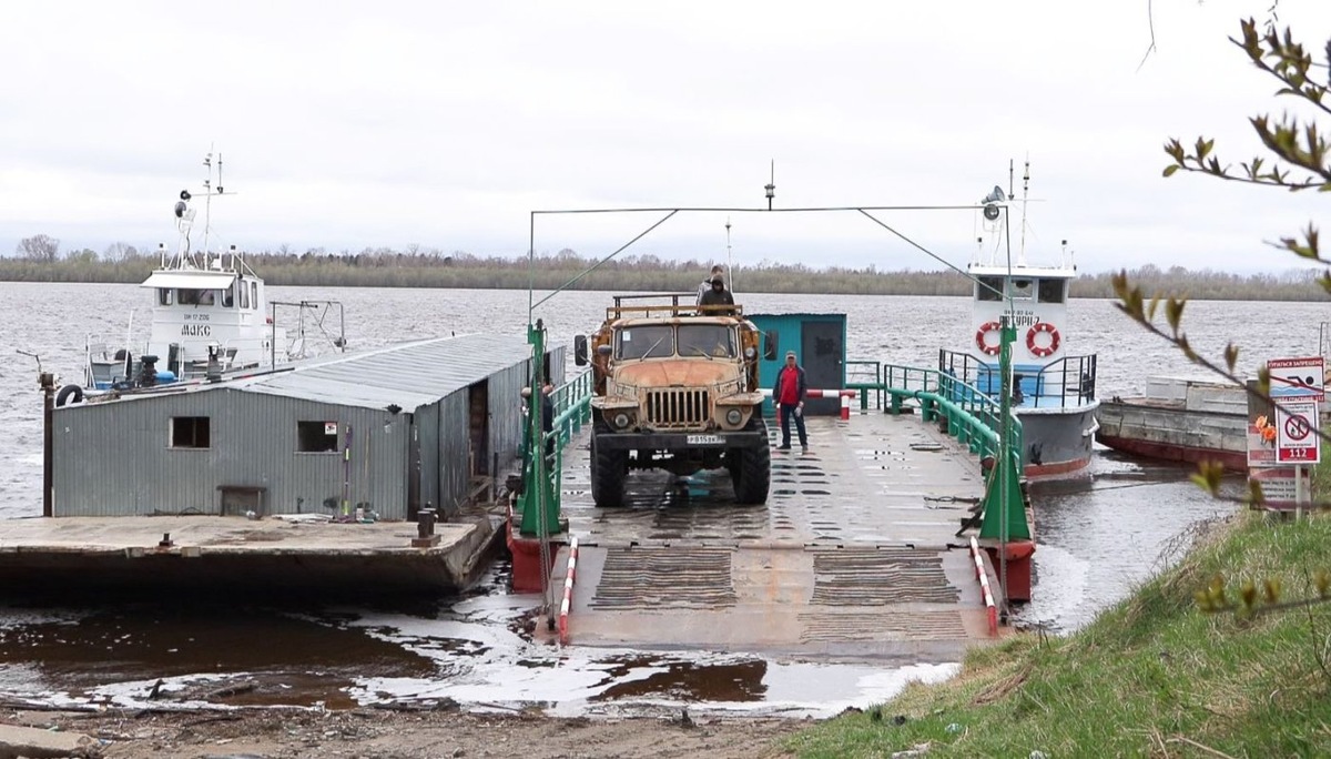    Нижневартовский район начал досрочный завоз продуктов и товаров в труднодоступные поселки