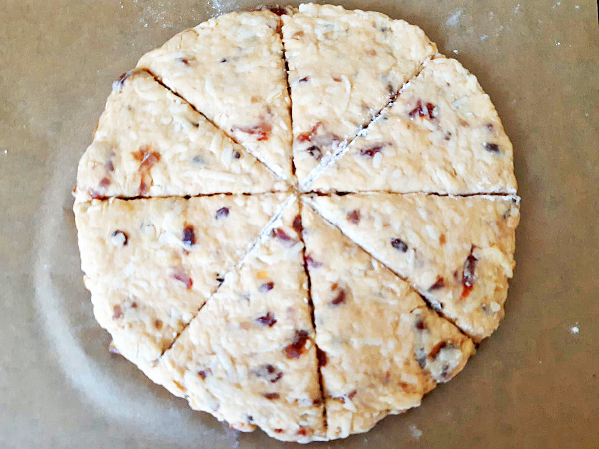 Лепешка перед выпечкой