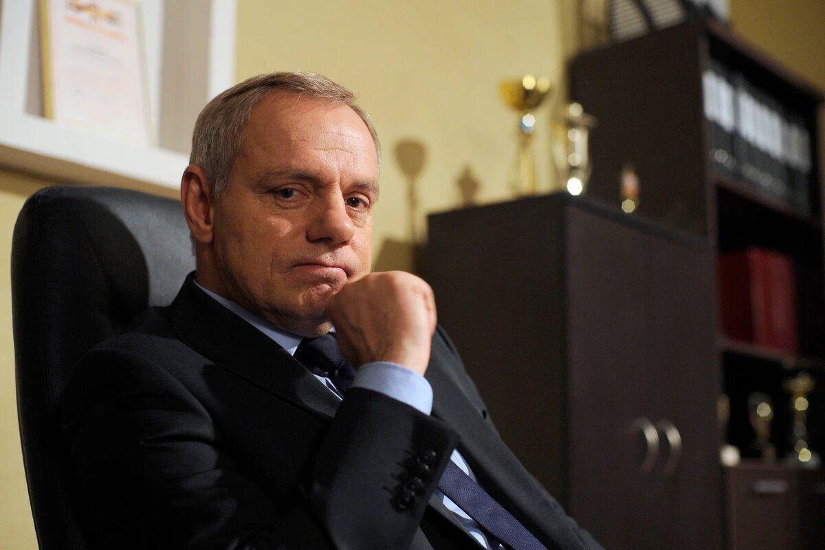 Александр Мохов