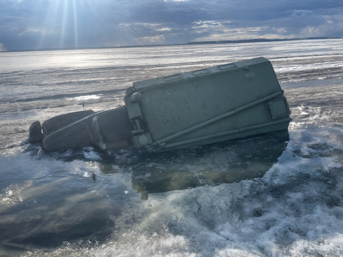 Цена риска: что толкает водителей на "золотые рейсы" в Арктике?