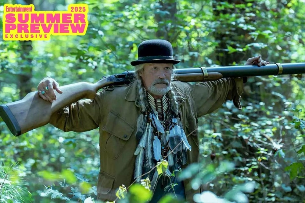     Кадр из 2 сезона сериала «Миротворец» (2025) / Фото: Entertainment Weekly