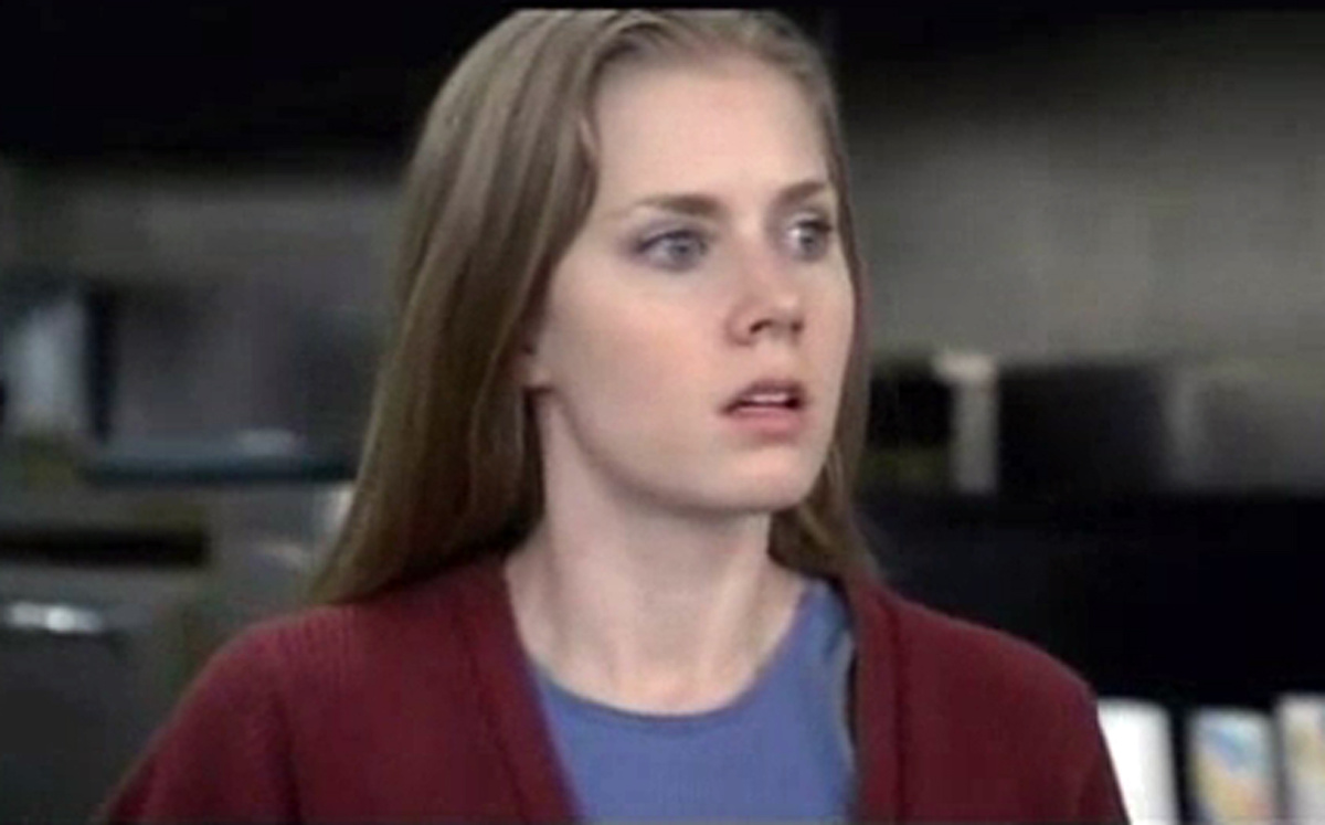 Кадр из короткометражного фильма «Деньги» (2006)