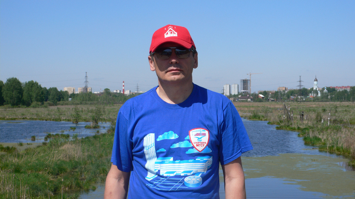 На мосту через Яузу