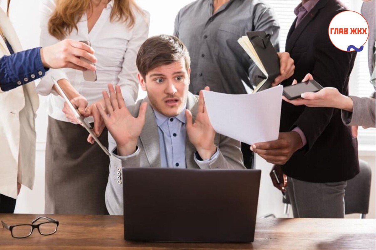 Владельцев МКД защитят от навязывания услуг: за консьержа и телетрансляцию без согласия — штраф
