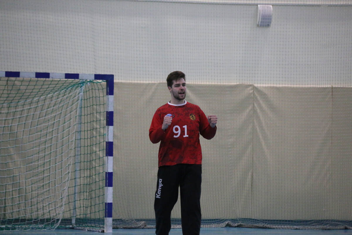    Герой матча Сергей Воронежев: 68% надёжности!