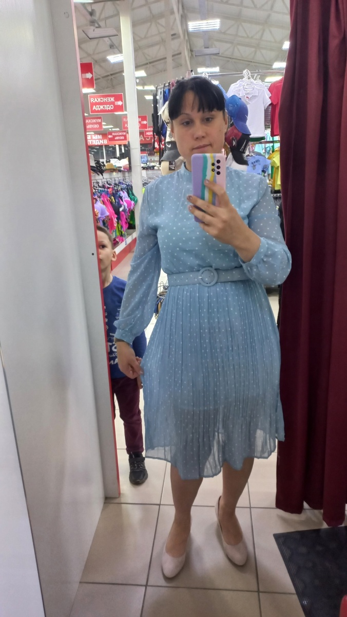 Долго крутилась, вертелась, думала