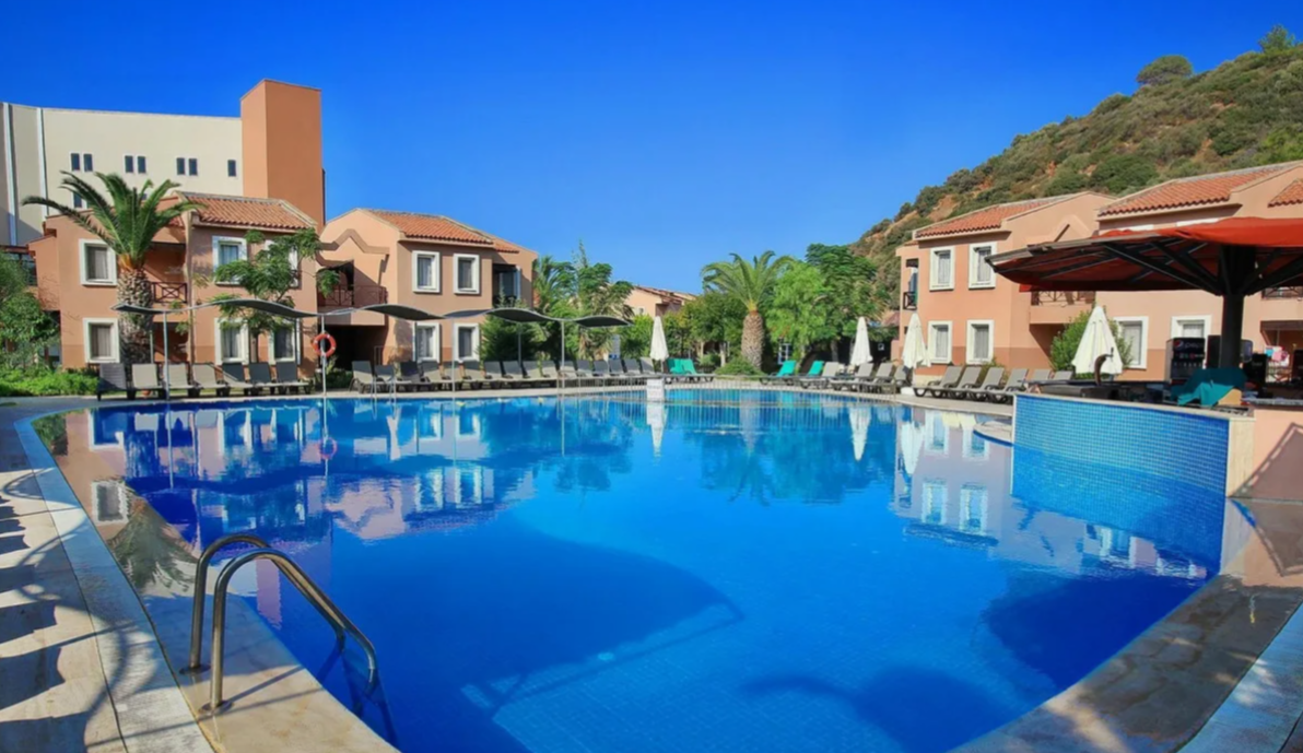 Фото с сайта https://putevki.ru/countries/turkey/v-kushudasy/tury/hotel/9431-cactus-club-yali-hotels-resort-ex-club-yali-resort