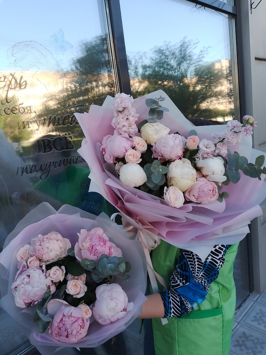 У нас сезон пионов