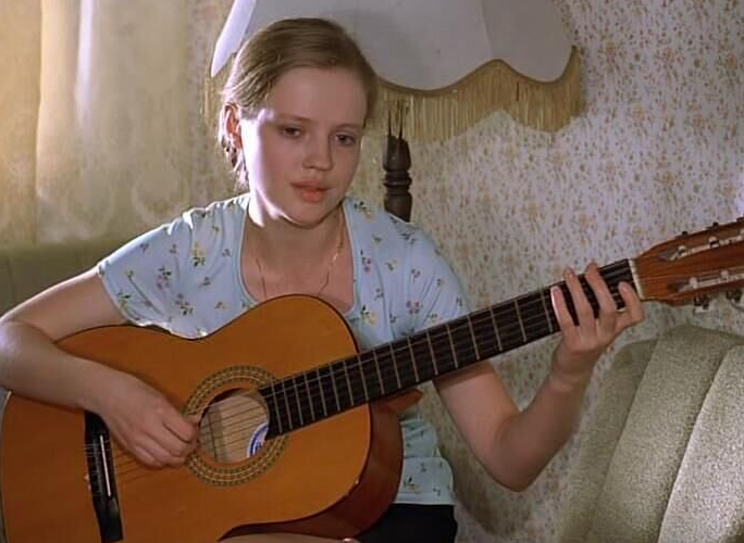 Кто она сейчас, как выглядит внучка ветерана войны, из фильма "Ворошиловский стрелок".