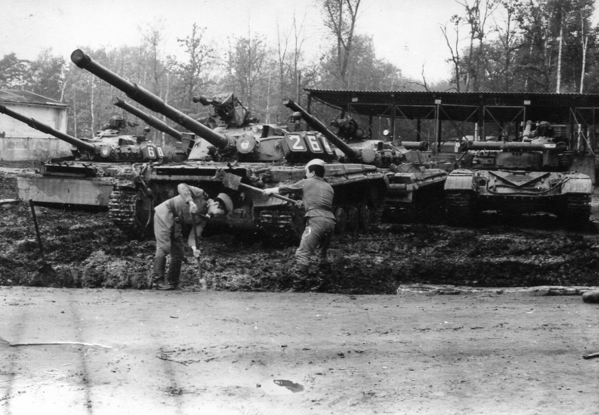 Танки грязи не боятся...