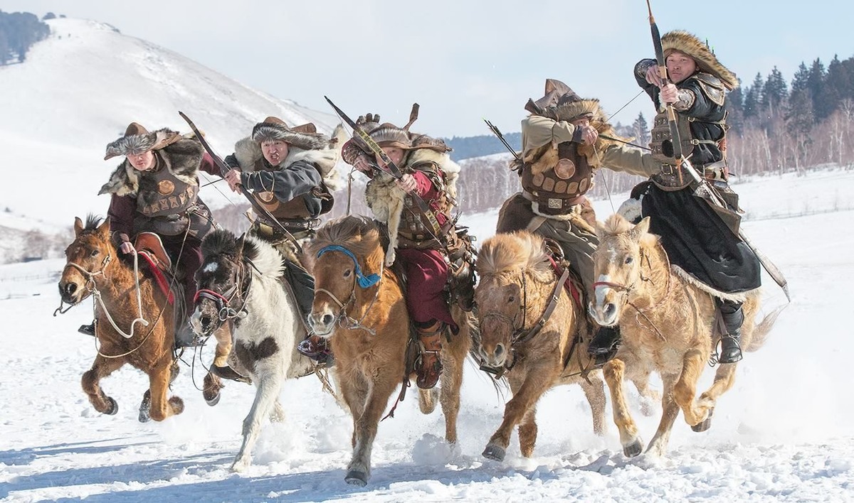 Монгольские всадники. Фото из интернета.