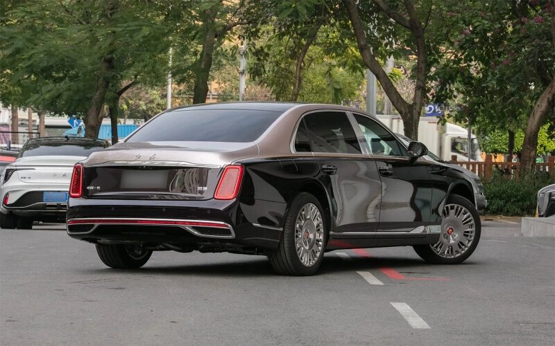 Hongqi L1 (Фото: DongChedi)