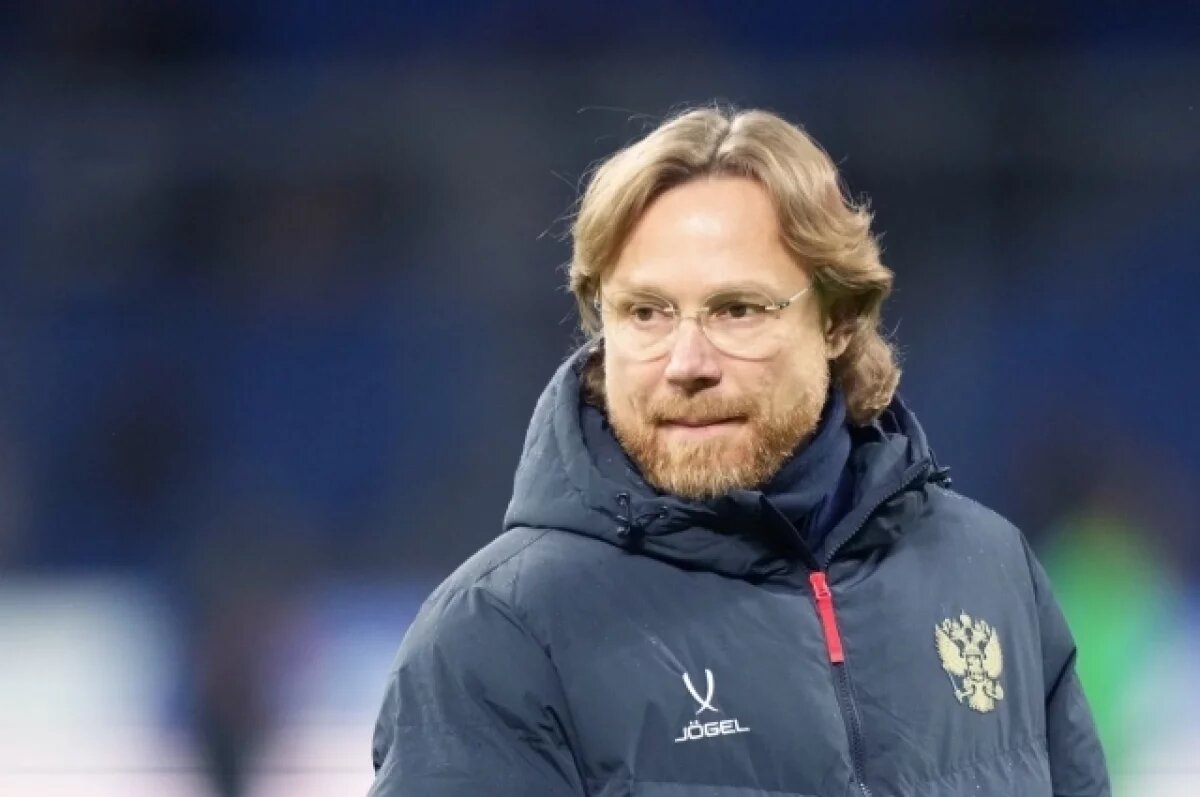    Агент Гурцкая: Карпину разрешили совместить работу в сборной и «Динамо»