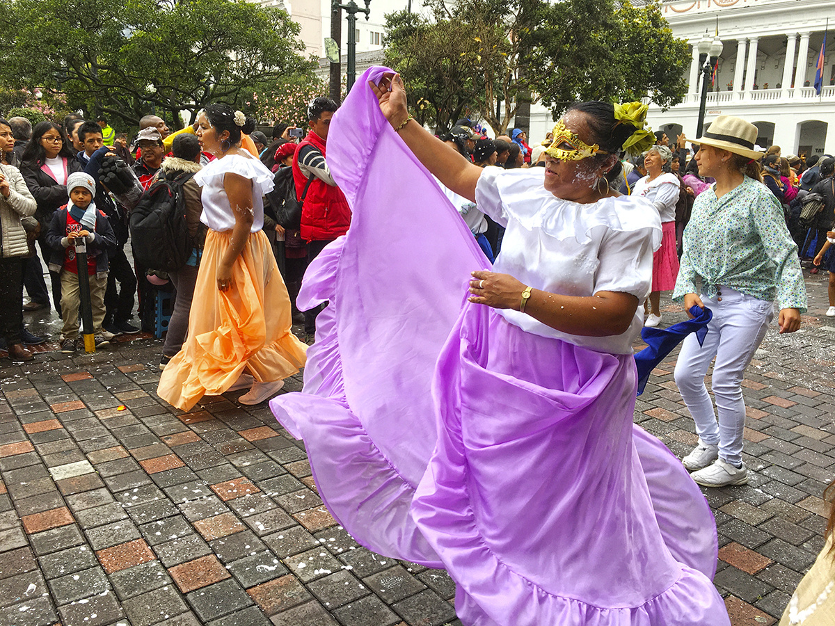 Карнавал в Кито, Эквадор. Фото автора
