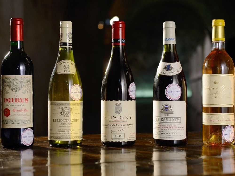 Коллеционные дорогие вина

Их аферы изменили винный мир: теперь каждая старая бутылка проверяется как улика в деле об убийстве.