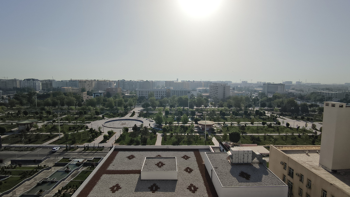 Утро солнечное в Бухаре