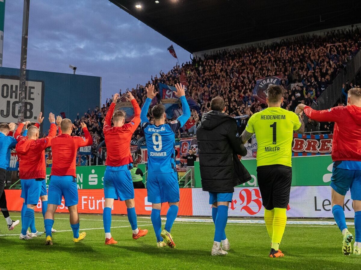    Футболисты клуба "Хайденхайм" © Фото : Пресс-служба ФК "Хайденхайм"