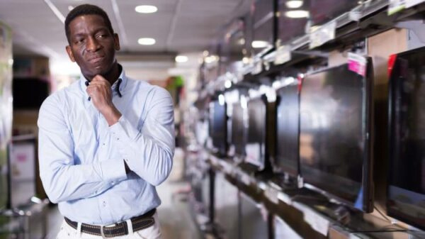 8 простых советов, которые помогут выбрать идеальный телевизор прямо сейчас