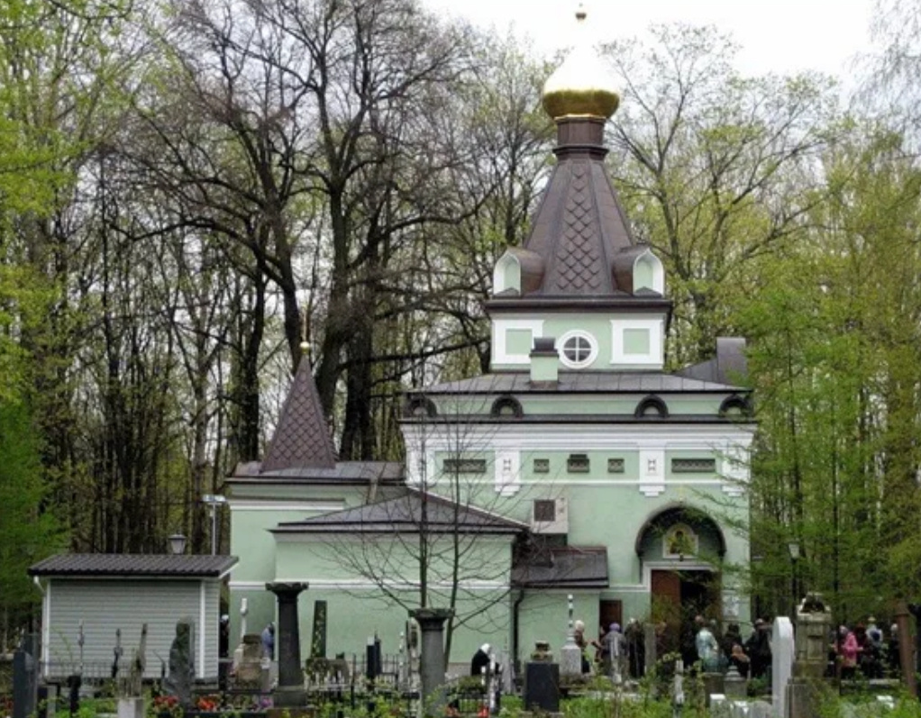Часовня на Смоленском кладбище 