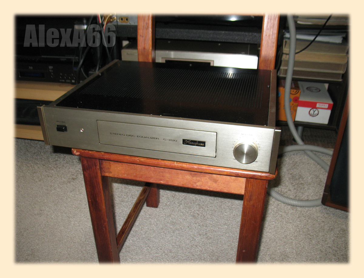 Листайте галерею.