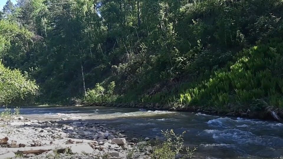    Река Элекмонар. Источник: youtube.com