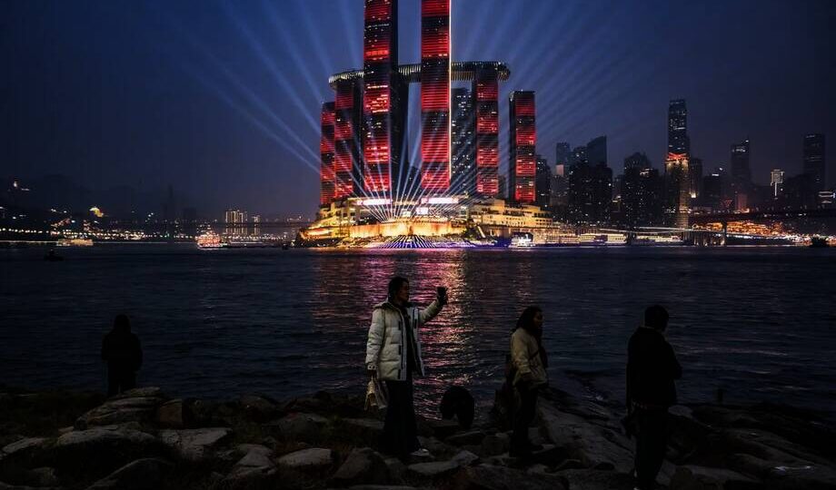 15 фото из Чунцина, самого большого города планеты