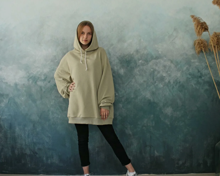 Худи оверсайз. Источник фото zakatov-patterns.com