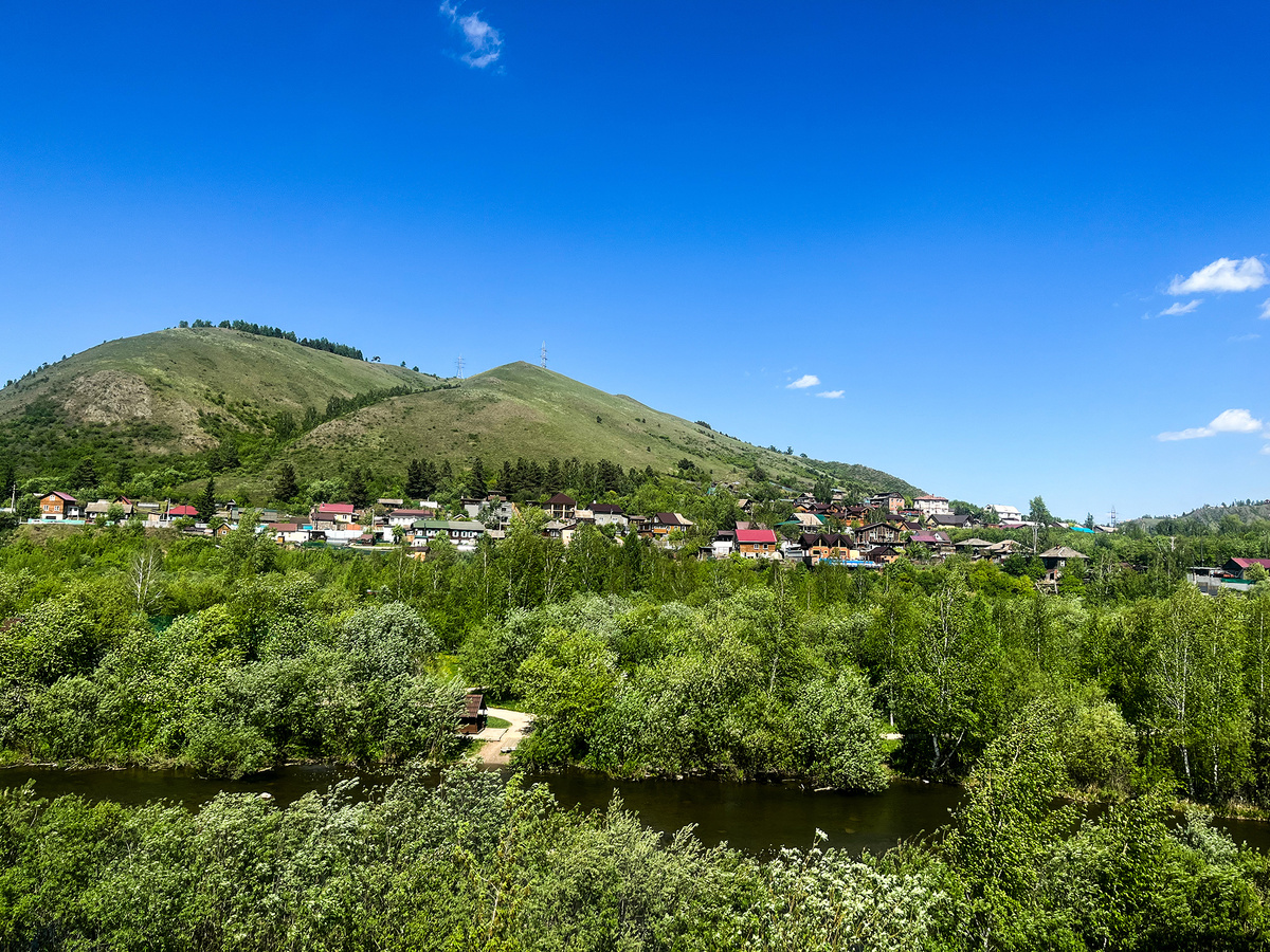 Заведение находится в очень живописном месте