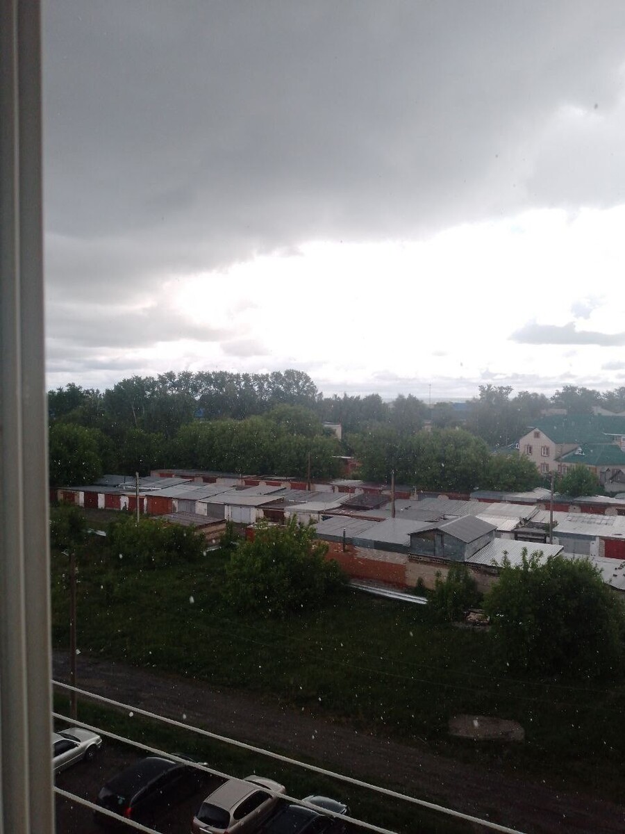    Снег в Алтайском крае. Источник: vk.com/vkurse22