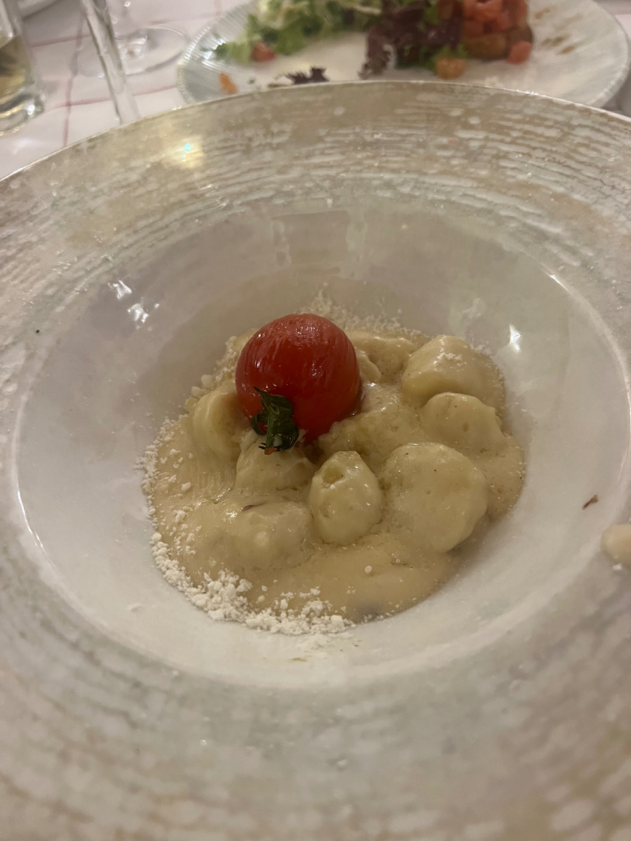 Ньокки. На вид не очень, но вкусно. 