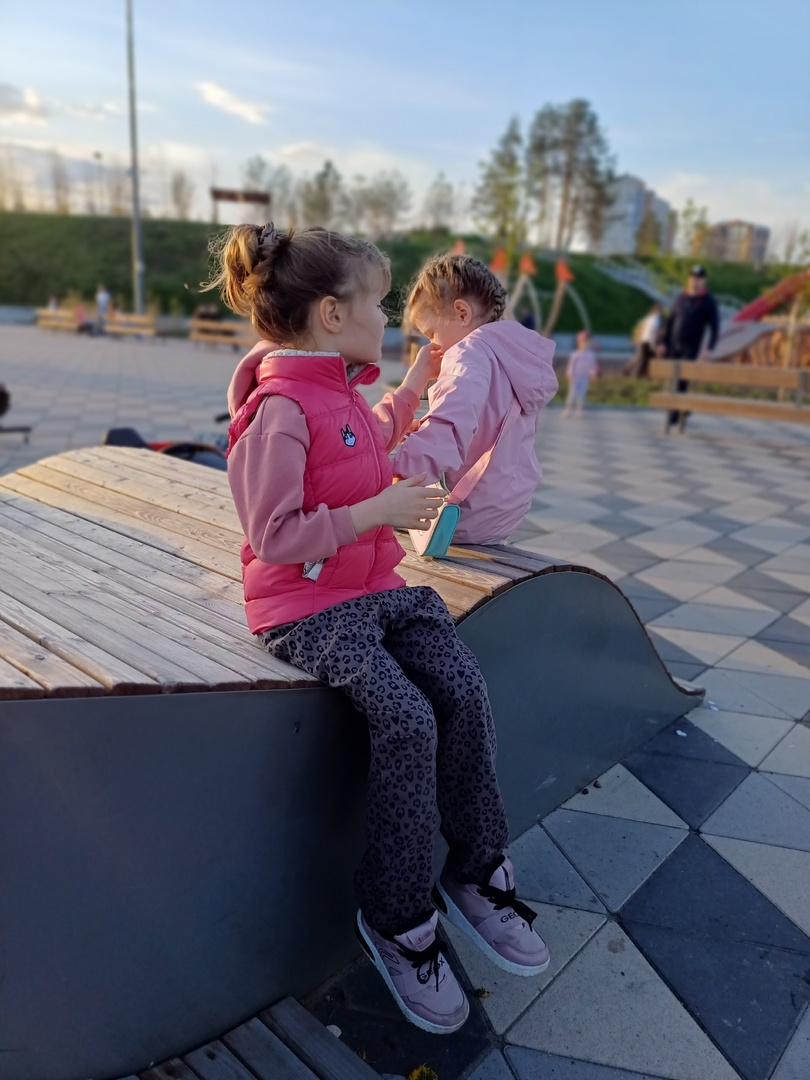 на набережной