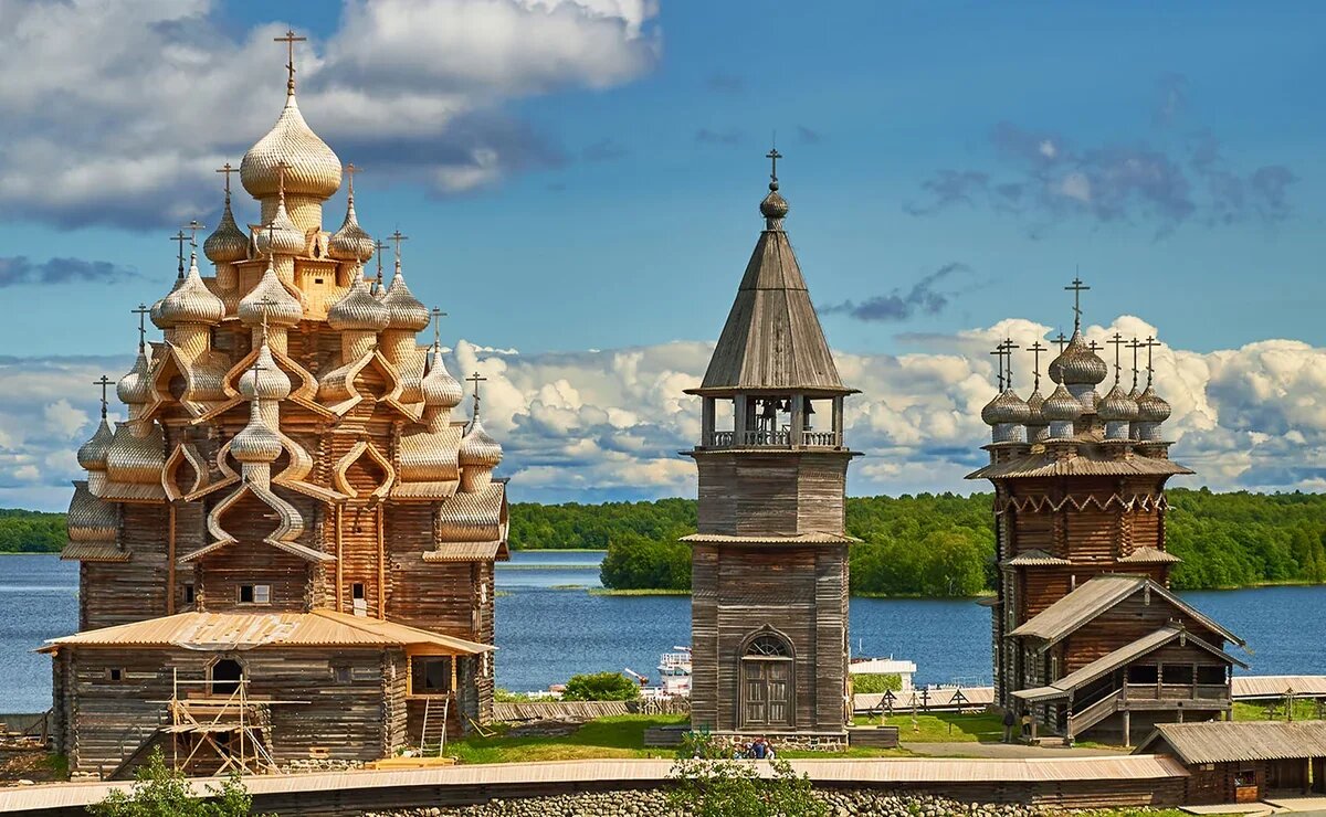    Летняя Карелия прибавила в спросе, а Рускеала оказалась популярнее Кижей