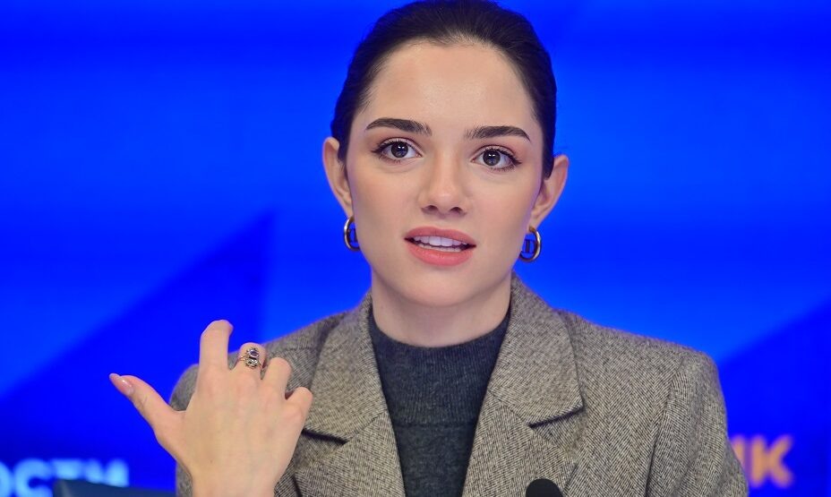    Медведева: Меня травили в школе из-за настоящей фамилии. Фото: Global Look Press