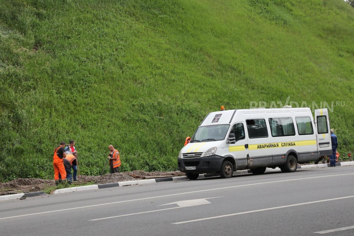    Работы продолжаются на участке между Коромысловой и Тайницкой башнями Нижегородского кремля