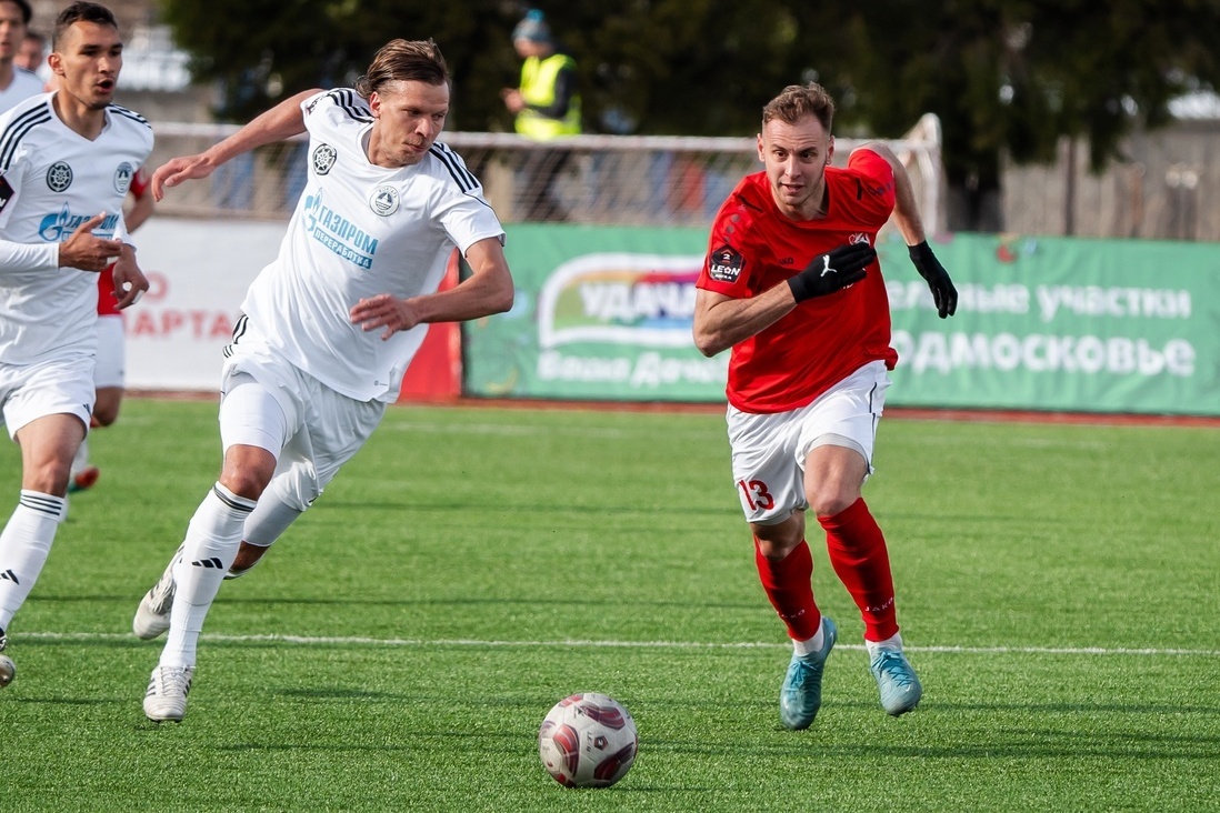 13 апреля 2025 года. Спартак – Волгарь – 4:1. В дуэли #13 Ильи Рубцова и #5 Ивана Хомухи верх взял спартаковец, записавший на свой счёт победный гол.