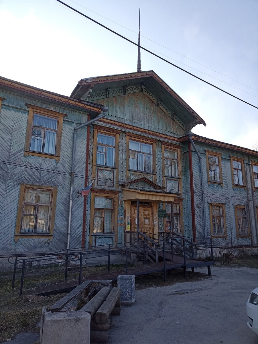    Фасад дома ул Гагарина, д 7. Фото: страница фестиваля "Том Сойер Фест" в соцсети