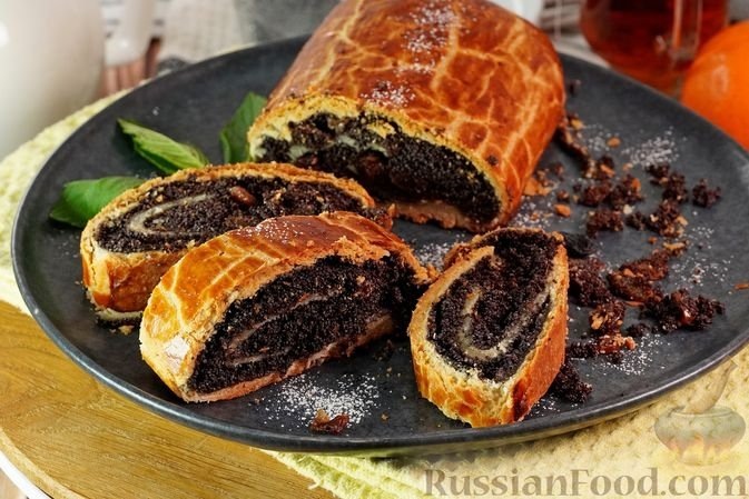 Еще больше мака и цитрусов: рулет из песочно-дрожжевого теста - рецепт из Венгрии