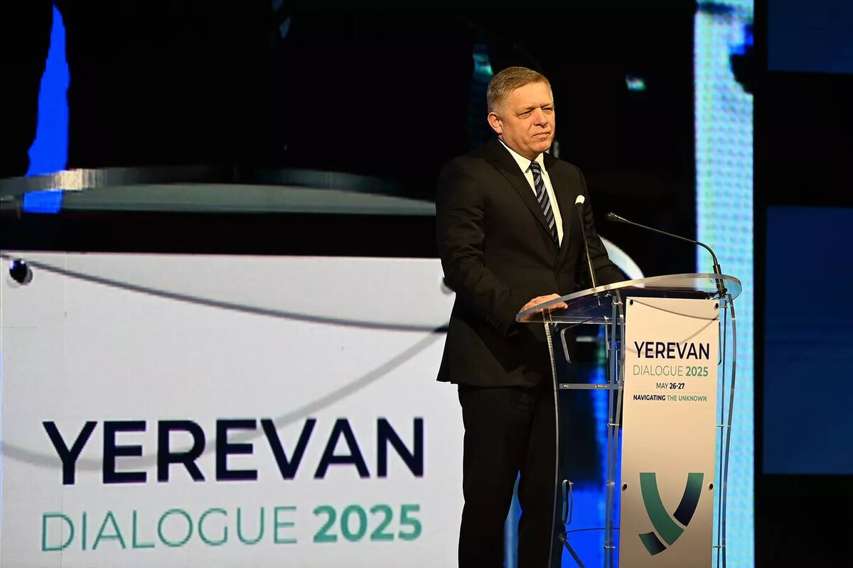 © Photo : official site of the President of RA