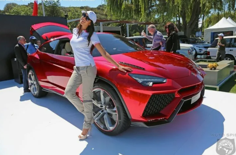 Яна - большая фанатка шикарных авто
