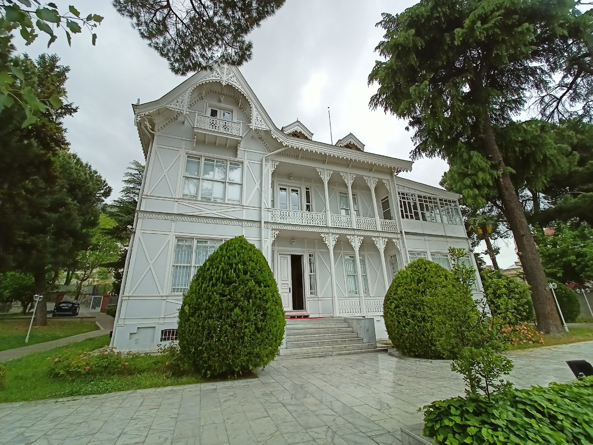 Резиденция Ататюрка в Бурсе.