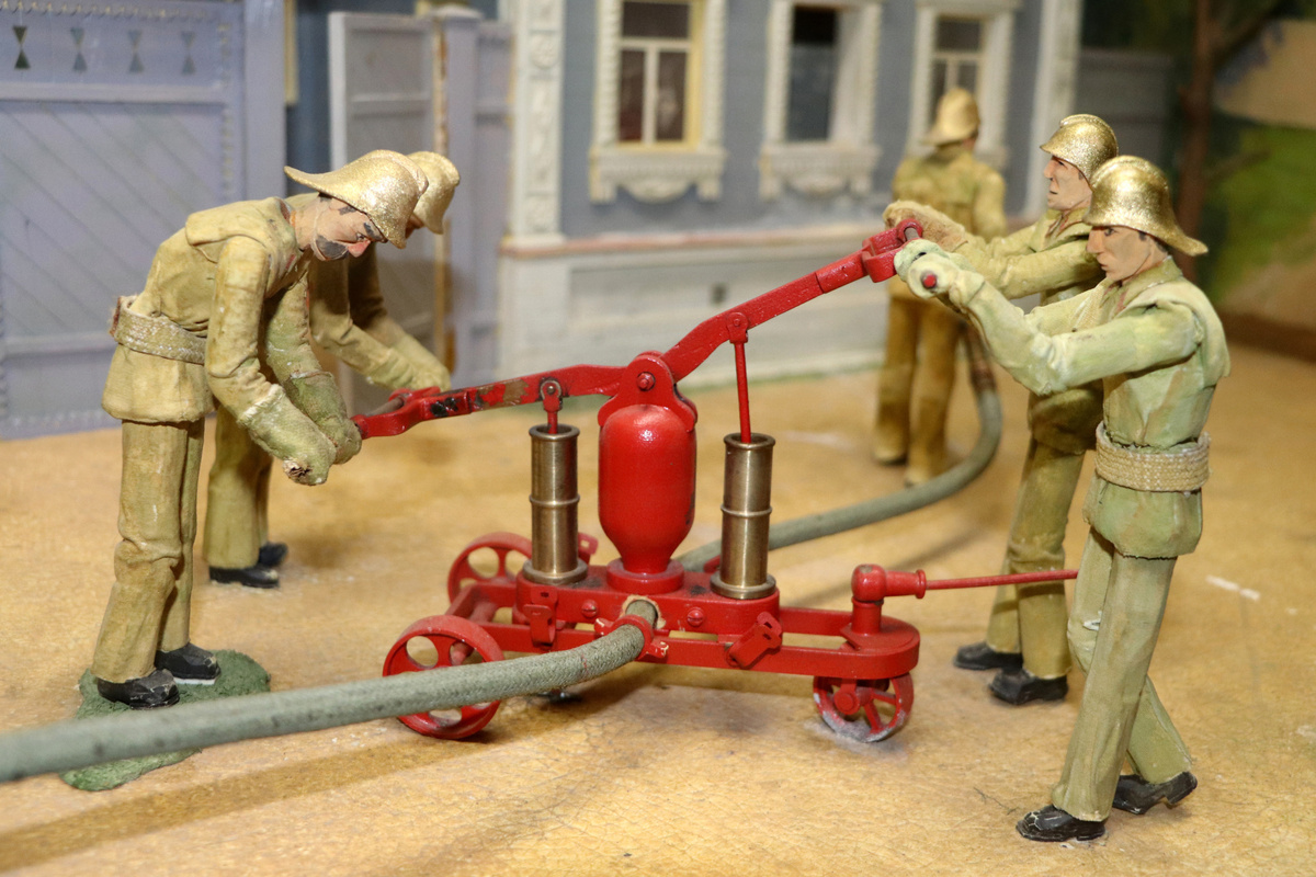 Ручной насос для тушения пожаров