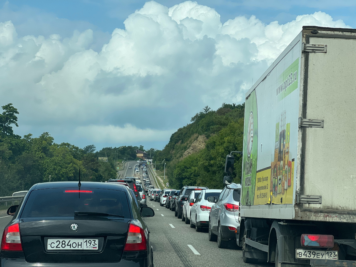 Вот так вы наши пробки представляете? 