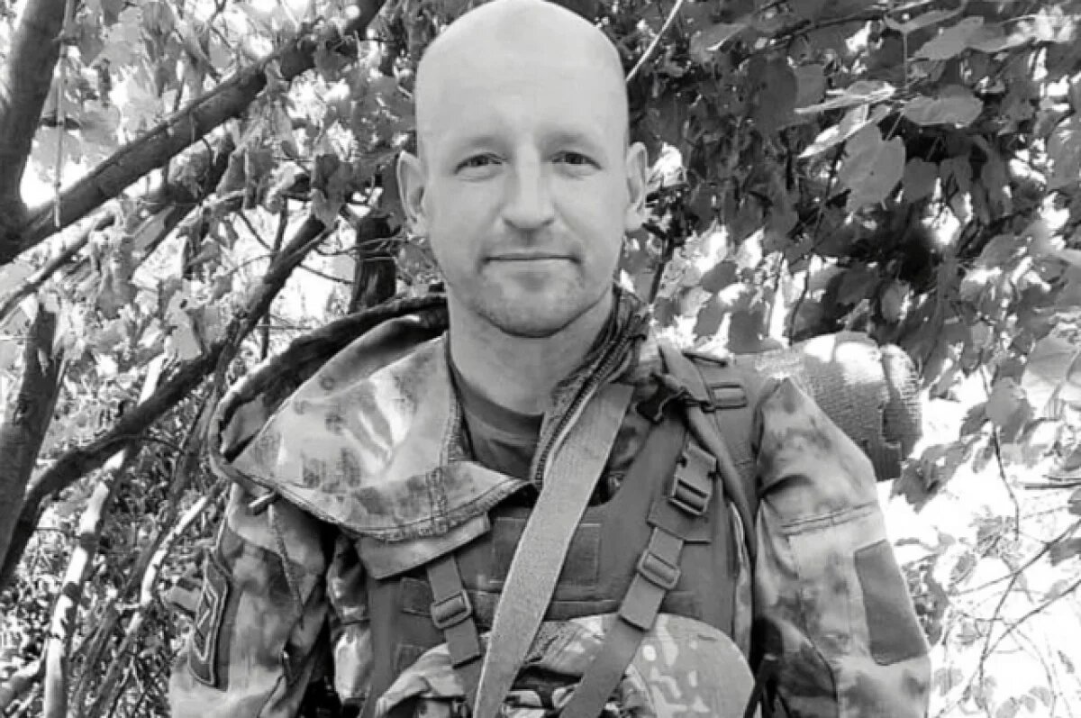    Дмитрий Бахтин был командиром мотострелкового отделения.