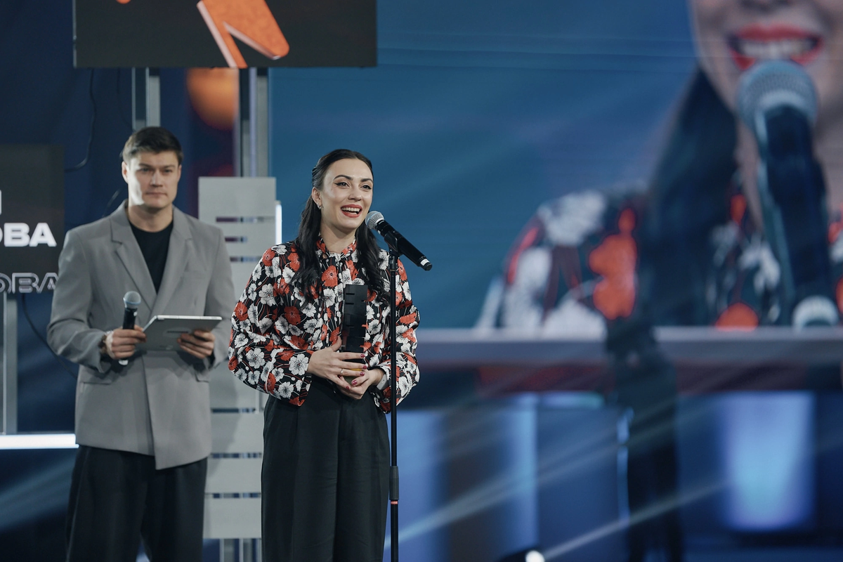 Виктория Мельникова на Торжественной церемонии награждения Премии «ШУМ»-2024