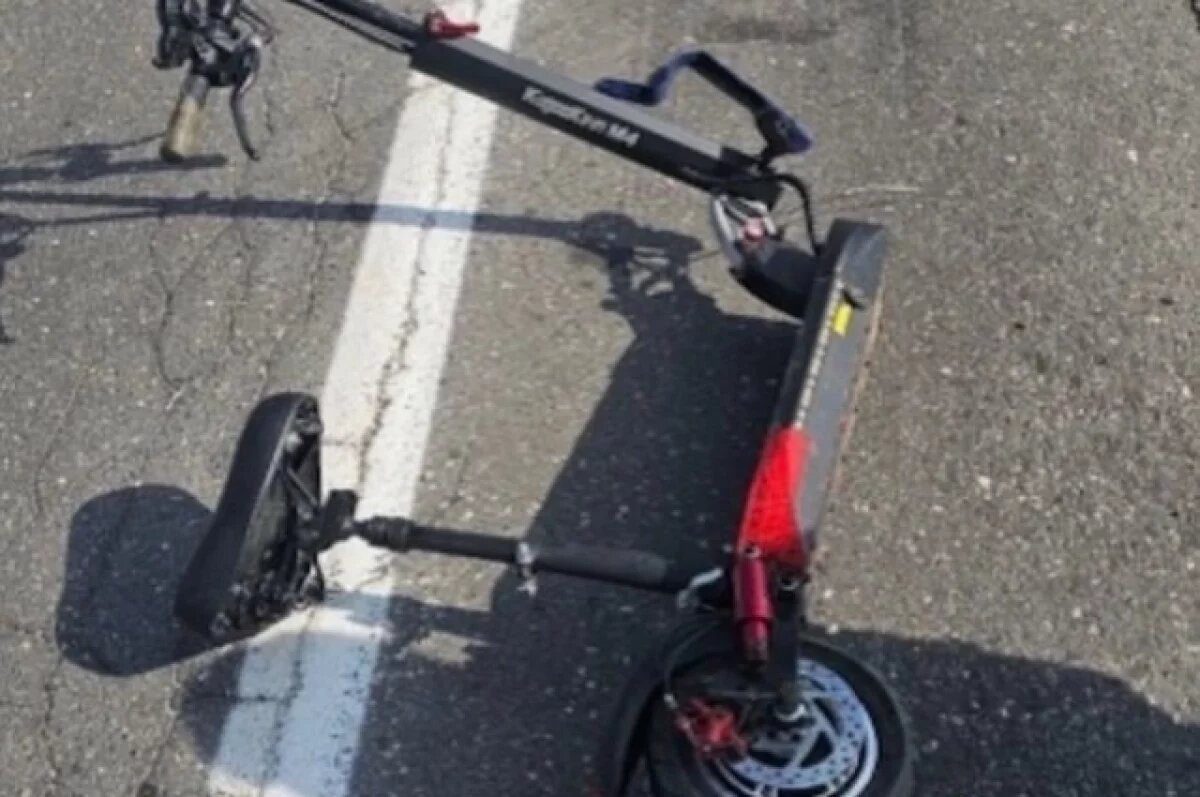    Под Тутаевым пенсионер попал в ДТП на электросамокате