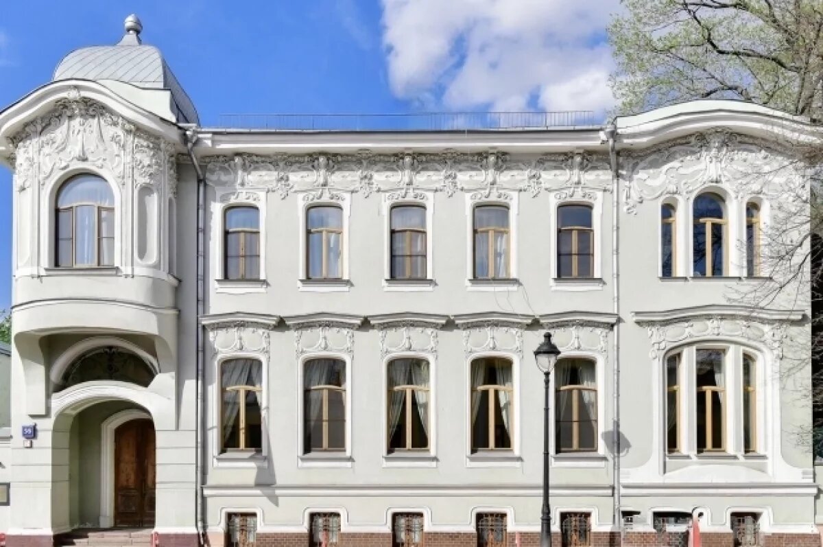    Главный дом усадьбы Якова Рекка в Москве ждет реставрация