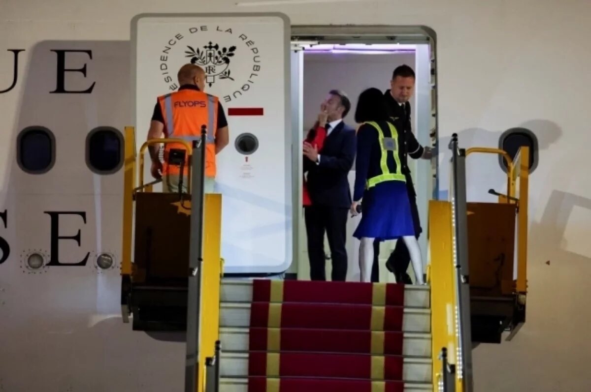    Во Франции после случая с пощечиной Макрону рекламируют курсы самообороны