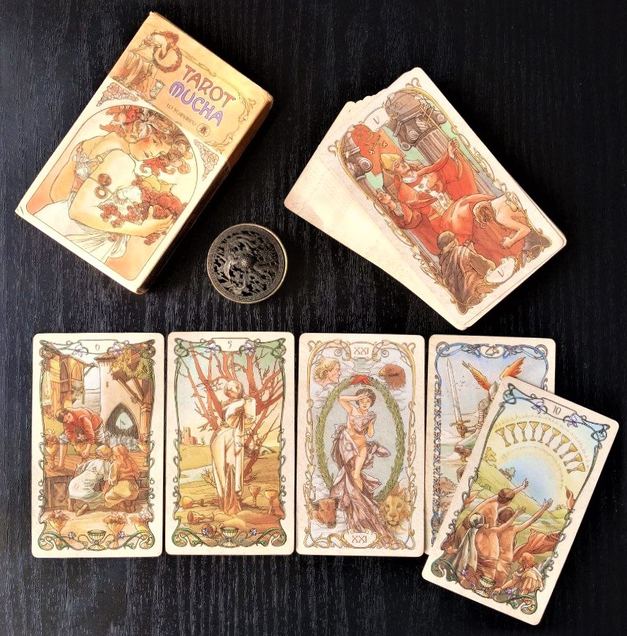Ответ смотрим на колоде "Таро А.Мухи"