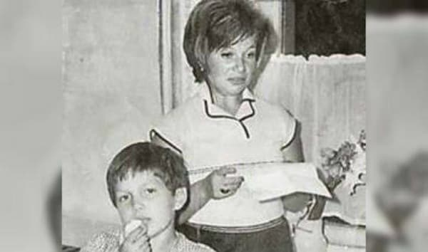 Вова с мамой